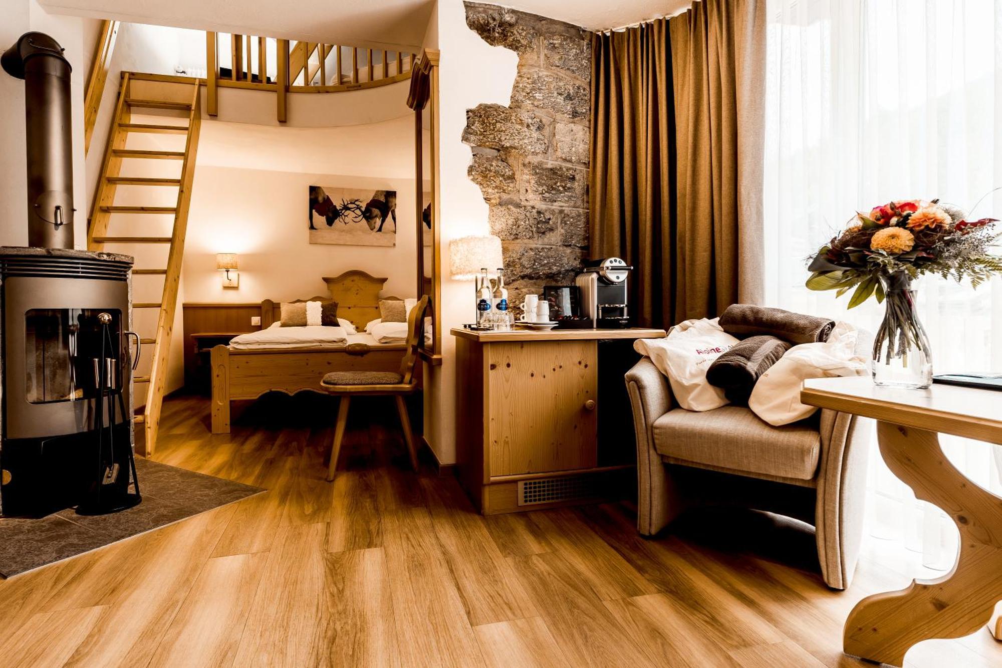Lifestyle & Spa Hotel Graecherhof Grachen Exterior photo